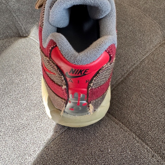 LIKE NEW Nike Air Max 95 Freddie Krueger Sneaker main image 8